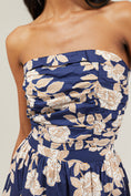 Load image into Gallery viewer, Alana Night Tropics Pleated Tube Top - Navy/Cream