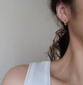 Load image into Gallery viewer, Kim Mini Hoop Earrings - 18K Gold