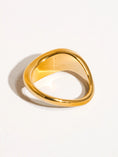Load image into Gallery viewer, Nala Classic Wavy Ring
