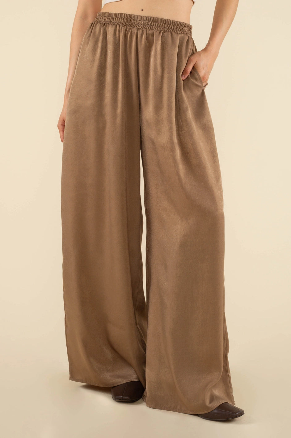 Briar Flowy Satin Wide Leg Pants - Cocoa