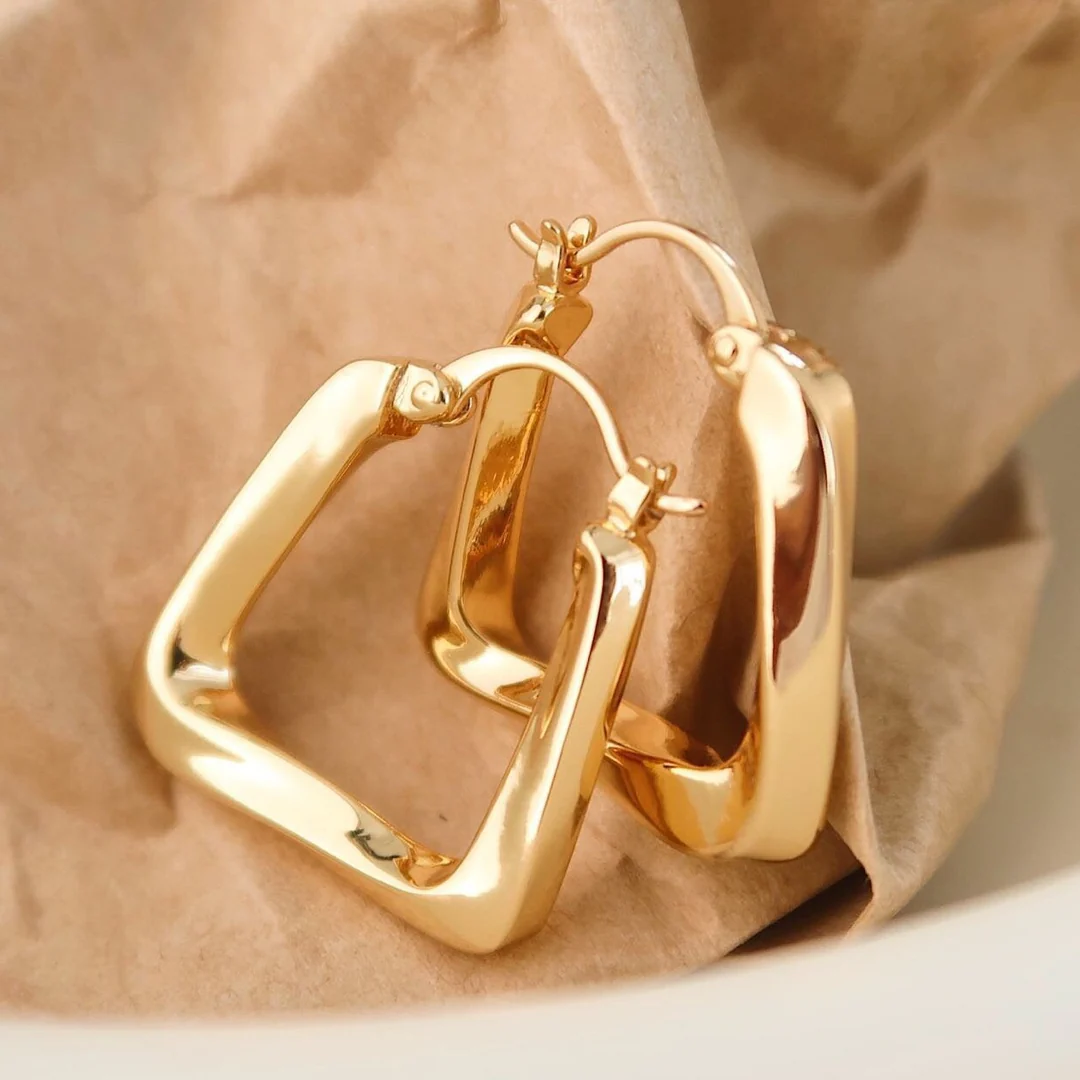 Brooke Twisted Rectangle Hoop Earrings - Gold