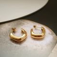 Load image into Gallery viewer, Cara Square Open Hoop Earrings - Gold
