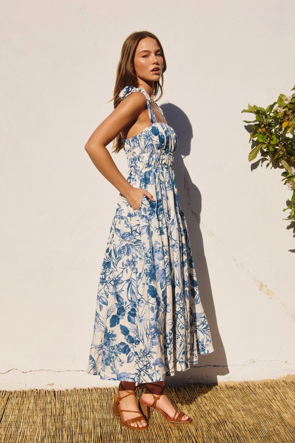Francesca Floral Fit & Flare Midi Dress - Porcelain Blue
