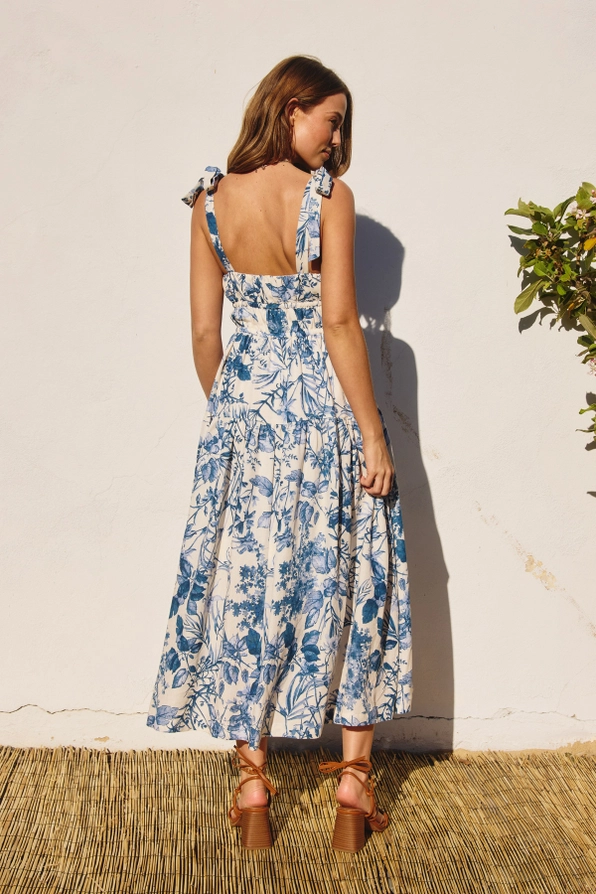 Francesca Floral Fit & Flare Midi Dress - Porcelain Blue maiva & dusk Francesca Floral Fit & Flare Midi Dress - Porcelain Blue maiva & dusk