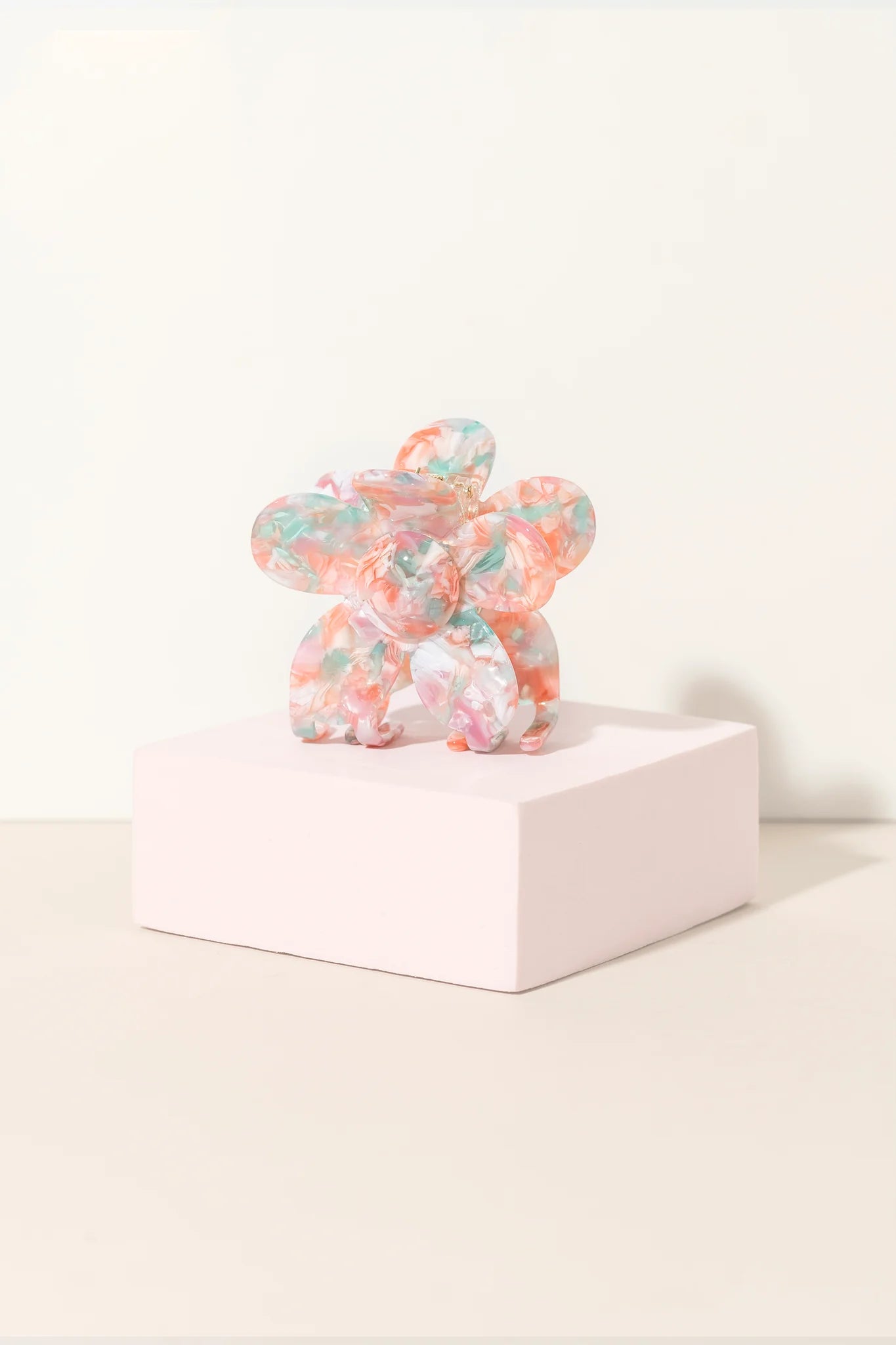 Eco-Friendly Flower Hair Claw Clips - Medium
