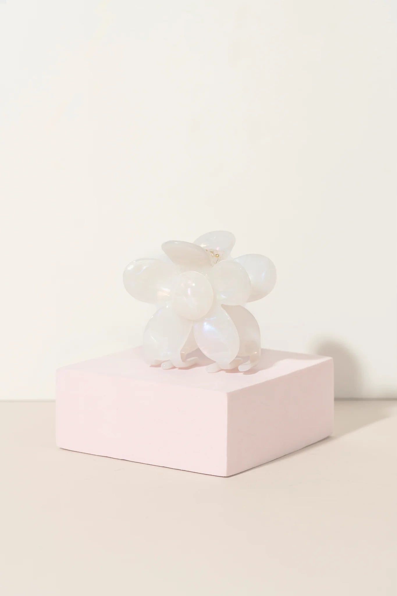 Eco-Friendly Flower Hair Claw Clips - Medium