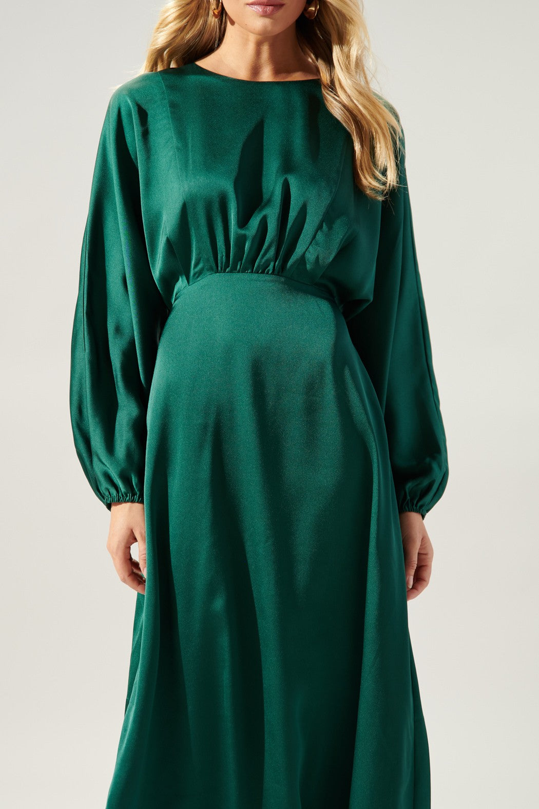 Noelle Satin Dolman Sleeve Midi Dress - Emerald