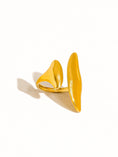 Load image into Gallery viewer, Oriana Abstract Statement Ring
