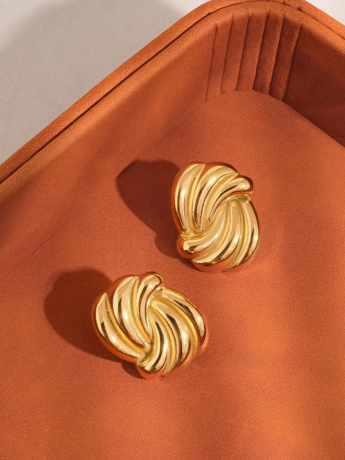 Ross Wavy Rectangular Studs