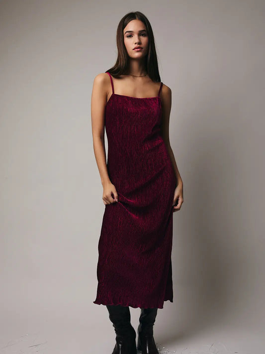 Serafina Velvet Midi Dress - Berry