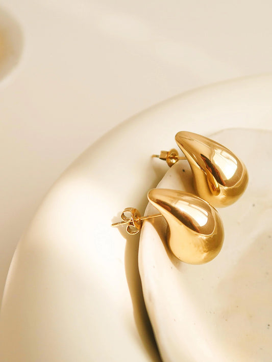 Yuri Large Huggie Droplet Earring - Gold, Silver